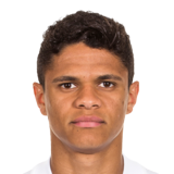 FIFA 17 Douglas Santos 75